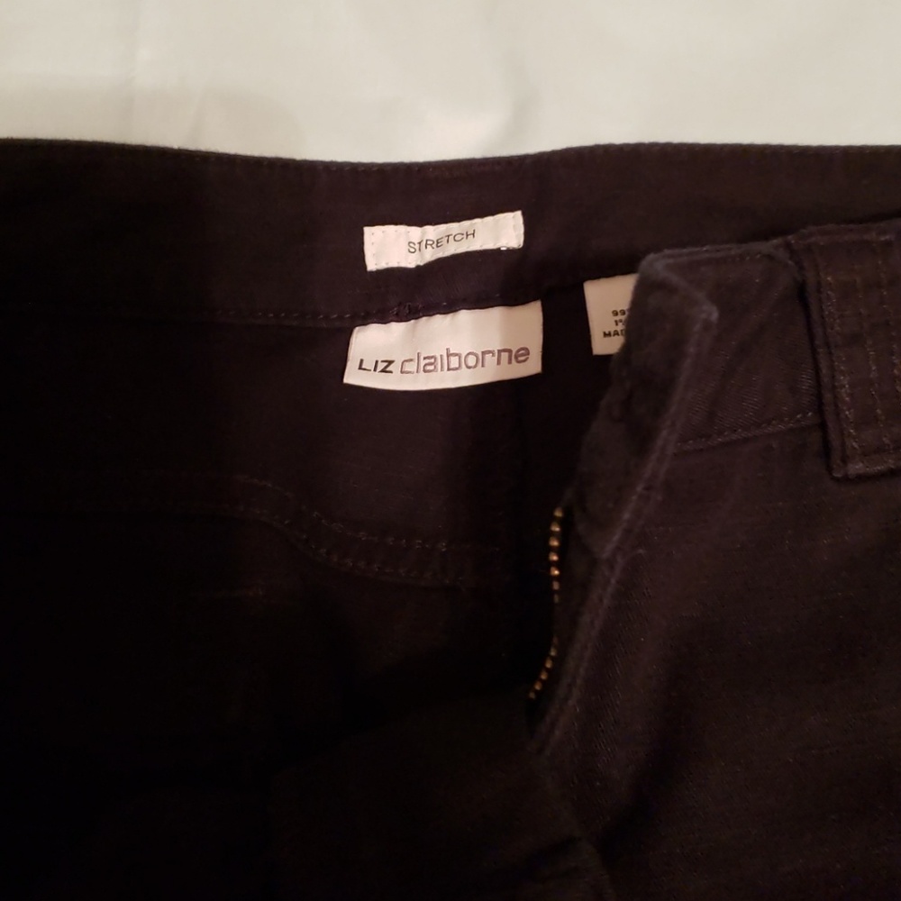 Capris - Picture 2 of 3